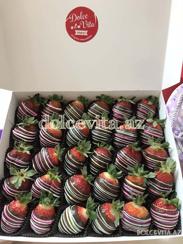 Choco strawberry box 30 pieces 